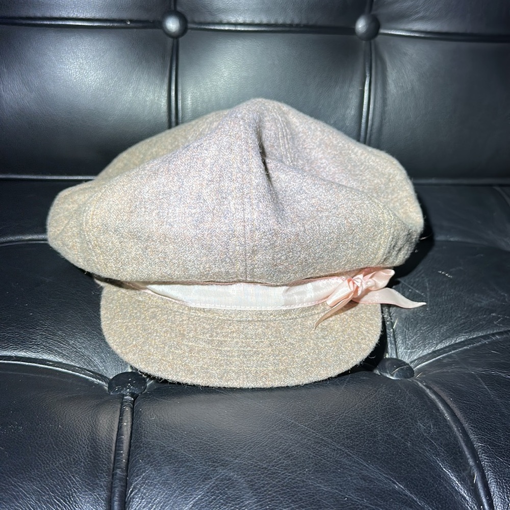 NWOT. Woman’s wool Carter Club hat, in beige. One size.